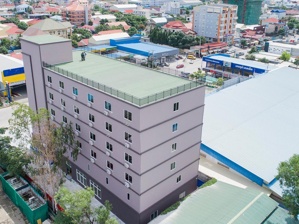 K City Hotel Phnom Penh Dış mekan fotoğraf