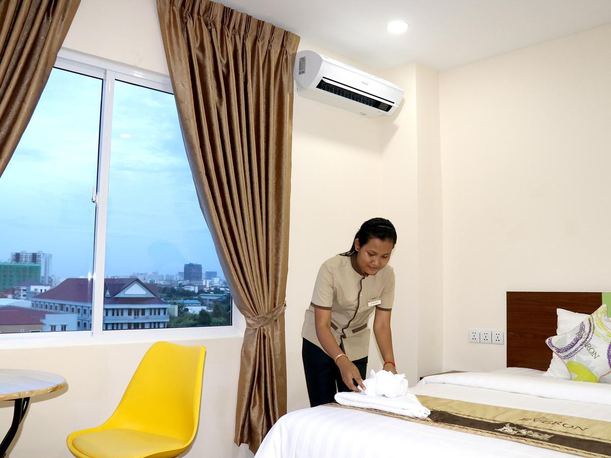 K City Hotel Phnom Penh Dış mekan fotoğraf