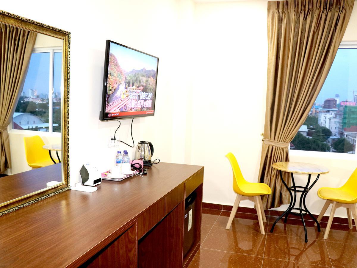 K City Hotel Phnom Penh Dış mekan fotoğraf