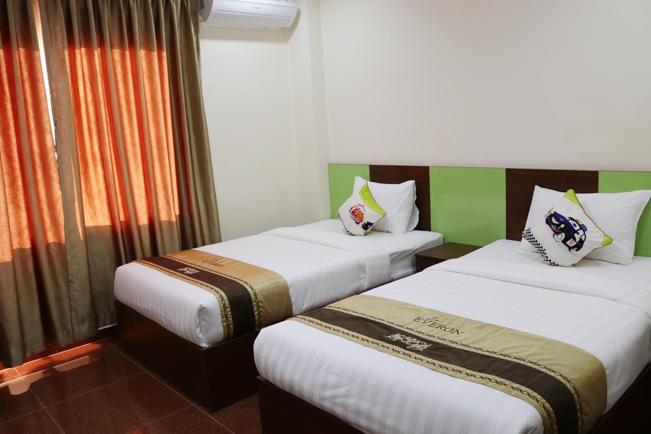 K City Hotel Phnom Penh Dış mekan fotoğraf